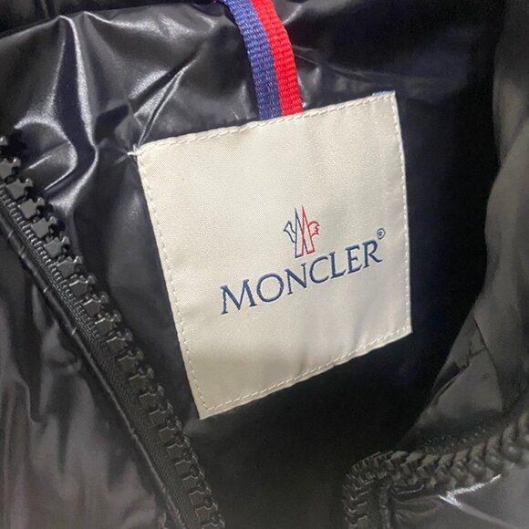 Moncler Black Puffer Vest - Distinctive Hood - Picture 1 of 14